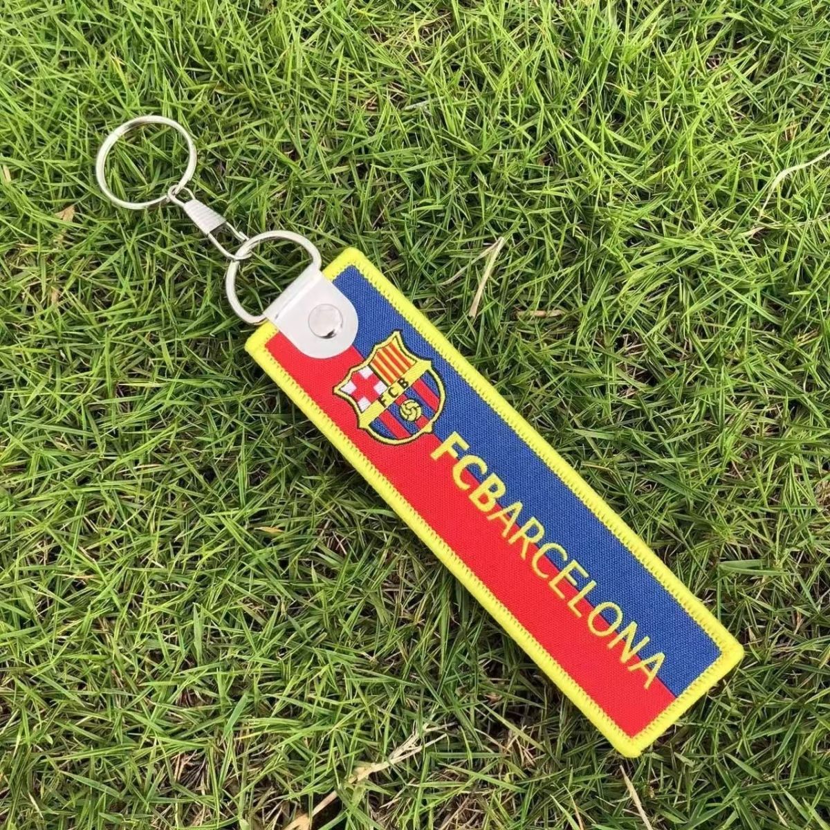Fan souvenirs, Barcelona, ​​Real Madrid, Manchester United, Liverpool, Bayern Munich, Juventus, woven fabric keychains, bag charms