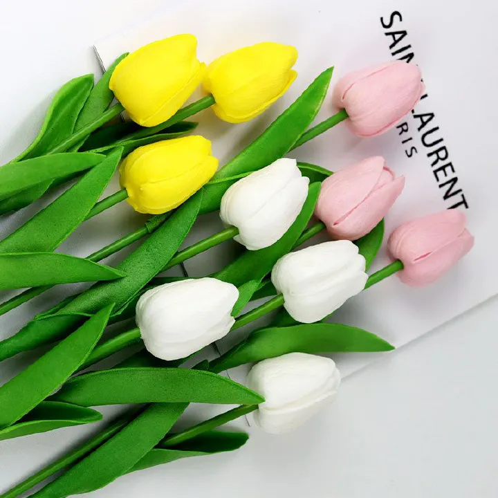 9Pcs Real Touch Latex Fake Tulips ， Artificial Tulips Flowers, faux home decorative flower  Flowers for Christmas Centerpiece Mother's Day Women's Day Gifts Flowers in Home Kitchen Wedding Decorations