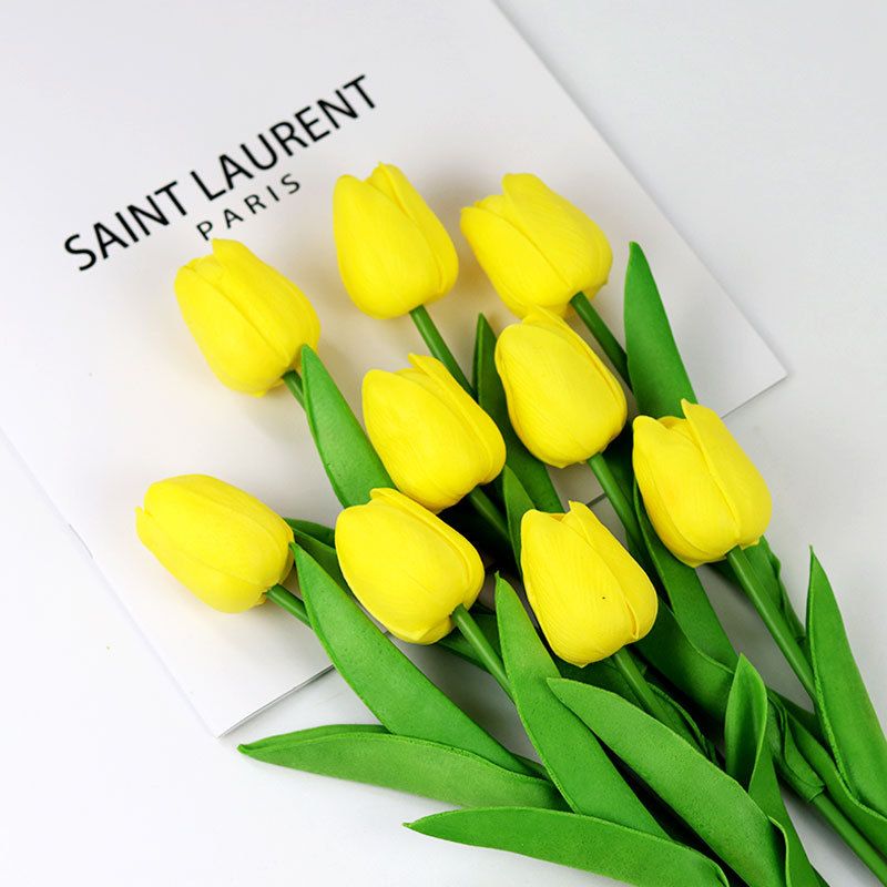 9Pcs Real Touch Latex Fake Tulips ， Artificial Tulips Flowers, faux home decorative flower  Flowers for Christmas Centerpiece Mother's Day Women's Day Gifts Flowers in Home Kitchen Wedding Decorations