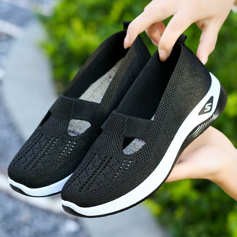 Summer Cloth Shoes Women's Mesh Shoes Breathable Soft Sole Mom Shoes Flat Bottom Anti Slip Middle-aged and Elderly Shoes