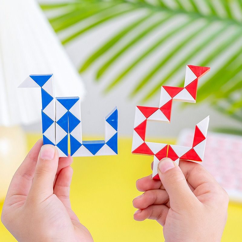 4pcs Random Small Versatile Magic Ruler Cube Toy 24 Stage Magic Ruler Children's Puzzle Magic Cube Intelligence Toy Kindergarten Gift