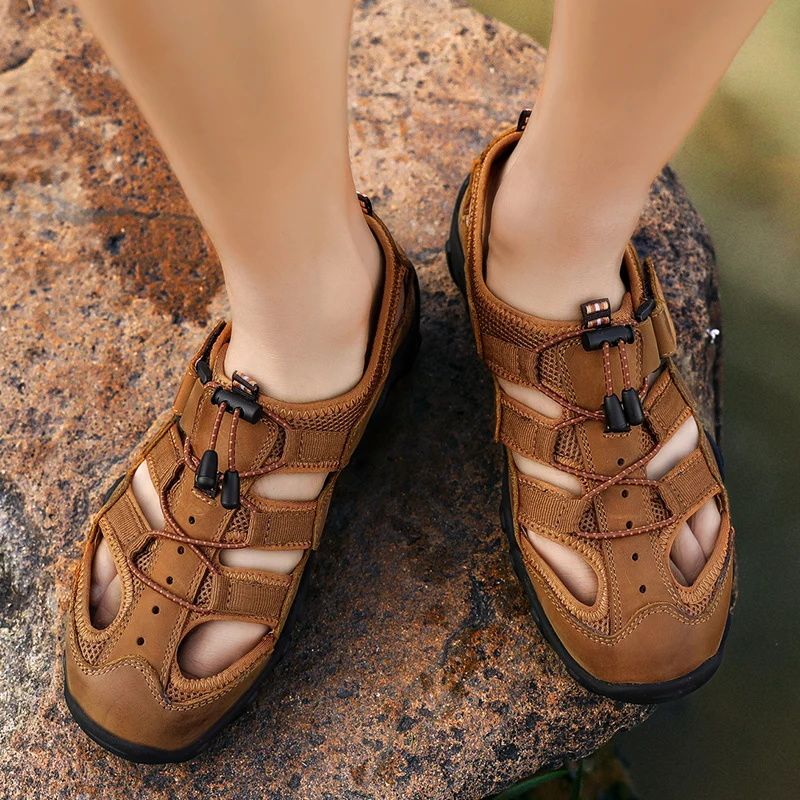 SXCHEN Men's Shoes Sandals Leather Sandals, Outdoor Beach Shoes, Hollow New Style Baotou Anti-Collision Wading Shoes, Breathable Casual Shoes, Sandals