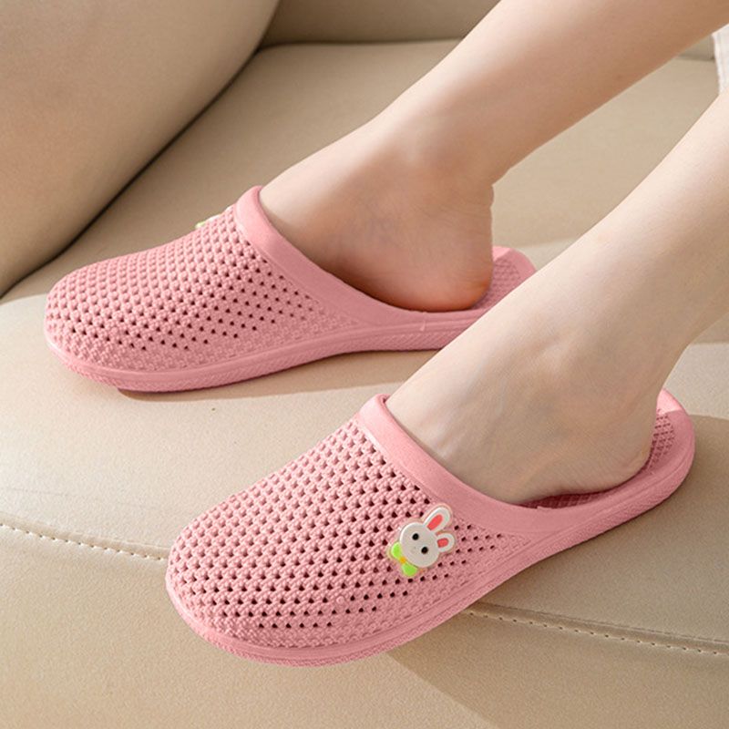 Women's Shoes Slippers Indoor Slippers New style hole-in-the-wall sandals, flat-bottomed toe-cap slippers for women, soft-soled, non-slip, indoor and outdoor wear, casual bathroom slippers