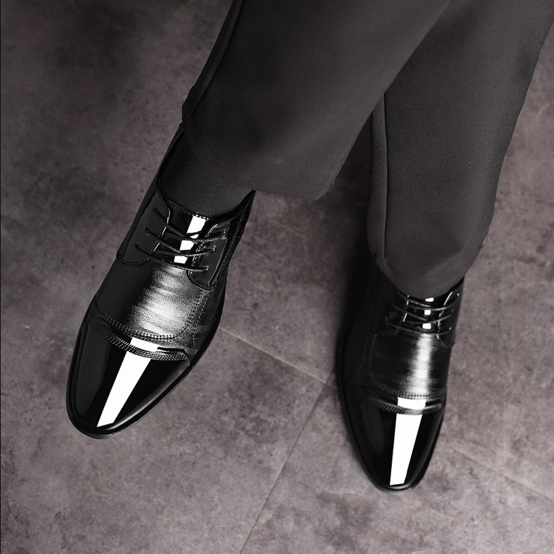 SXCHEN Men's Smart-Casual Dress Shoes – Black Glossy Patent Leather, Padded Insole, Non-Slip Rubber Sole, Secure Lace-Up Closure, Lightweight Construction,  Perfect For Business Meetings