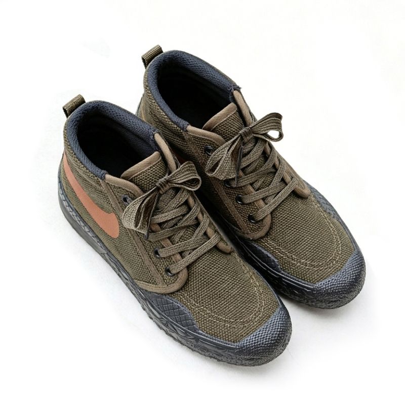 SXCHEN Men's Tactical Work Boots – Olive Green With Durable Stitching, Non-Slip Traction Sole, Ideal For Construction, Field Work & All-Day Comfort, All Sizes Available