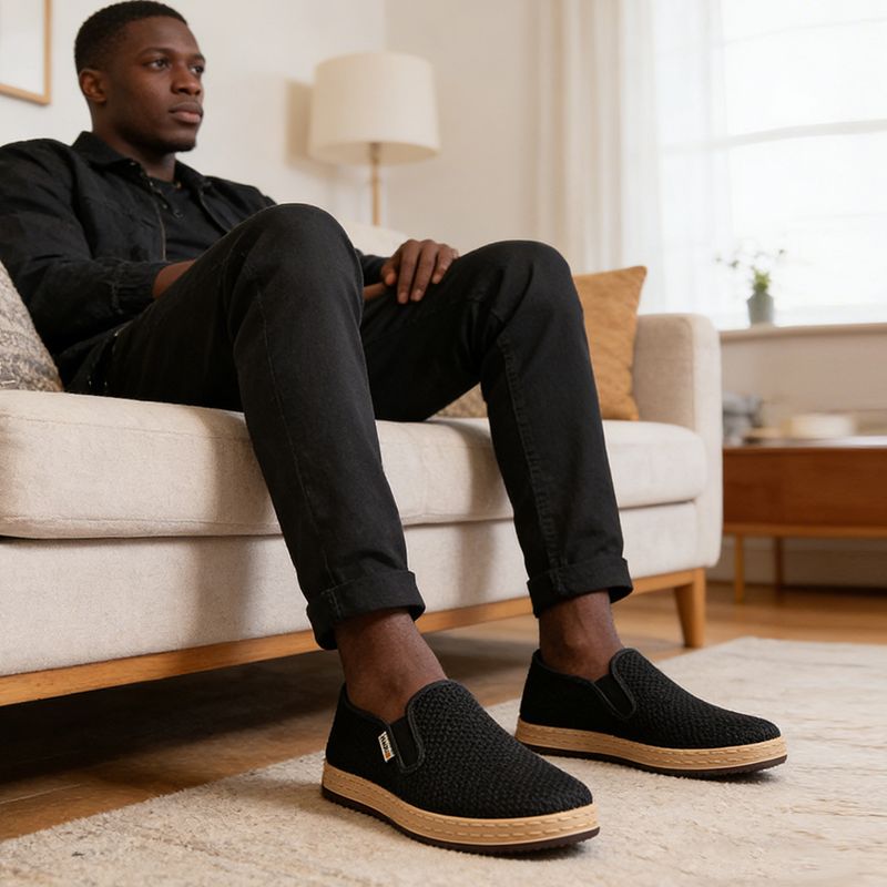 SXCHEN Men's Breathable Slip-On Shoes – Black Mesh Upper, Lightweight Canvas Sole, Perfect For Summer Daily Commute & Casual Wear, All Sizes Available