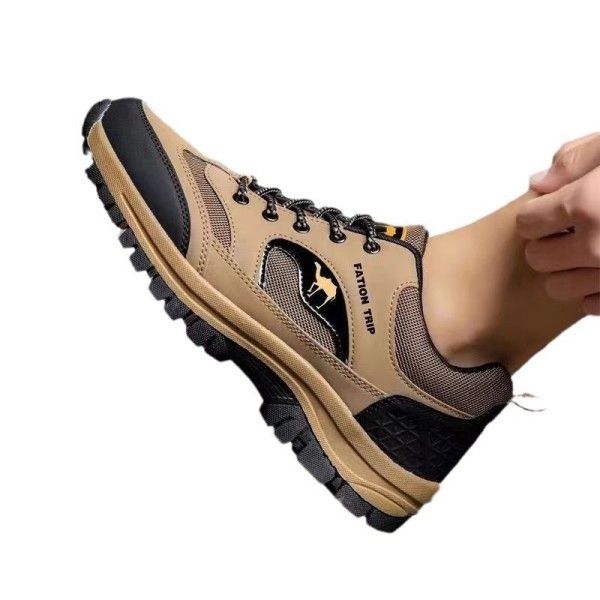 Men's Wear Resistant Non-Slip Casual Comfortable Outdoor Hiking Sneakers  
 Hiking & Trekking