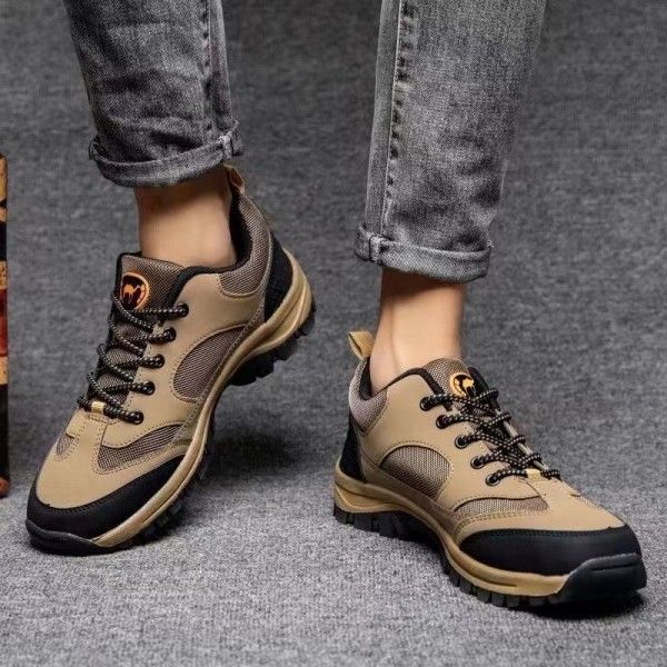 Men's Wear Resistant Non-Slip Casual Comfortable Outdoor Hiking Sneakers  
 Hiking & Trekking