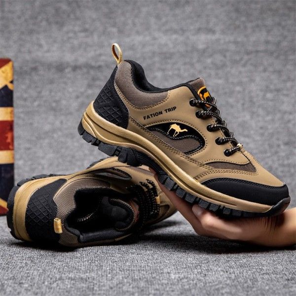 Men's Wear Resistant Non-Slip Casual Comfortable Outdoor Hiking Sneakers  
 Hiking & Trekking