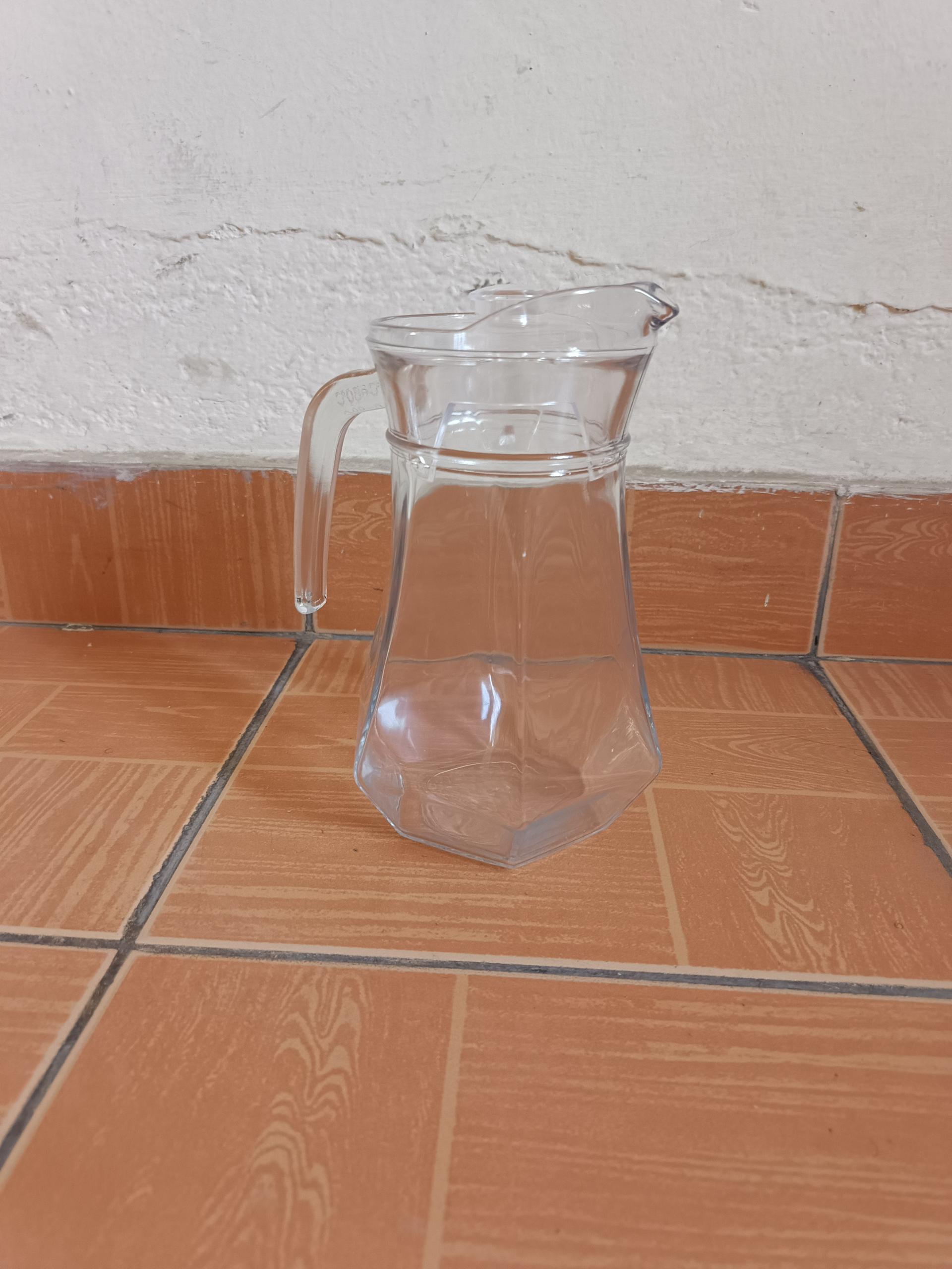 1PC 1.1L  Thickened Glass Pot  Vertical Bar Cold Water Pot Juice Pot Spot （LJH GLASS JUG C）