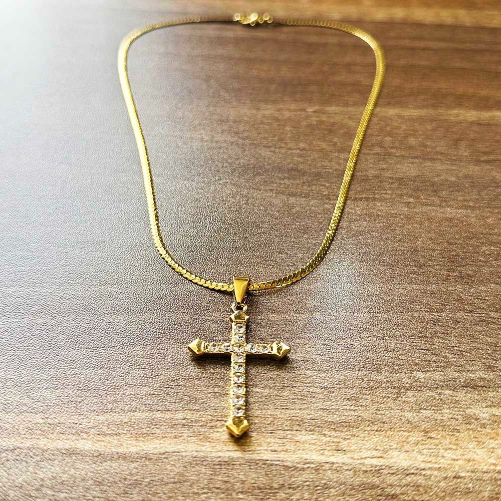 Shiny Gold Colour Iced Out Cross Pendant + Random Chain Crucifix Unisex Necklace