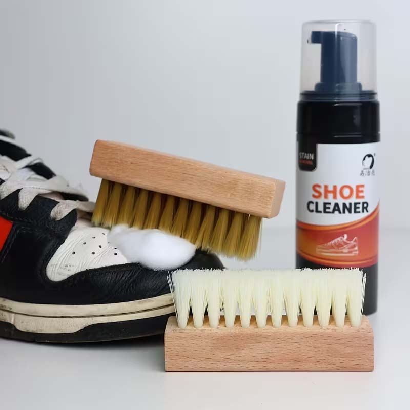 4  in 1 Shoe Cleaner Foam Spray Kit with 2 Brush Types (Hard/Soft Bristles) & Microfiber Cloth Towel - Stain Removal Complete Quick Cleaning Set Versatile Solution for Sneakers, Boots, Sandals, Loafer