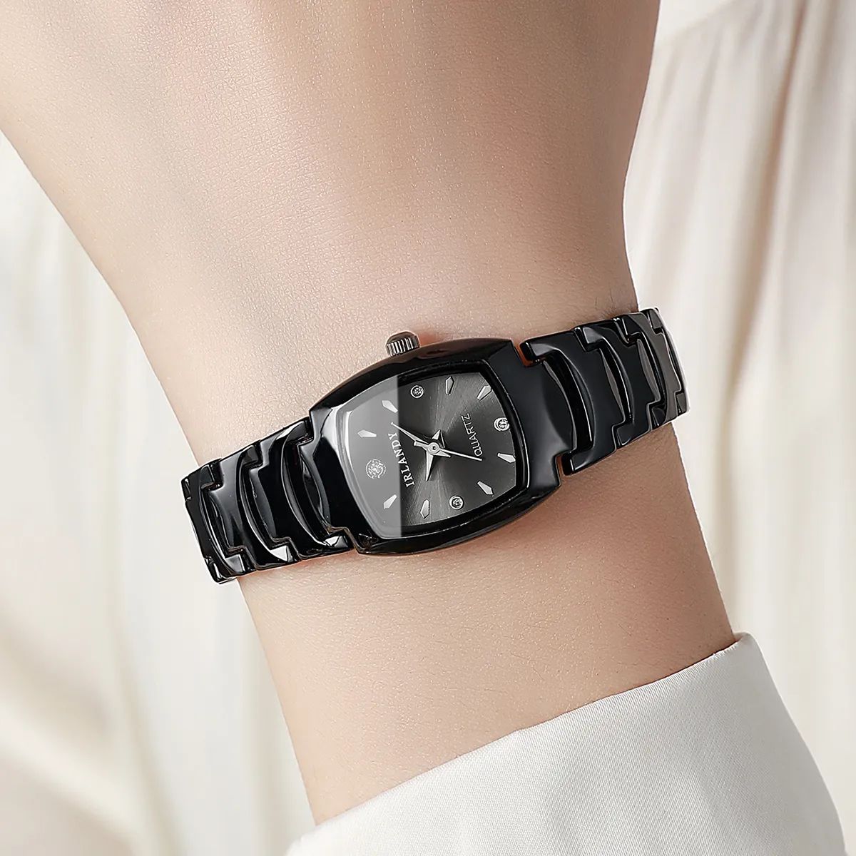 Black Elegant Women's Watch with Alloy Bracelet Strap Rectangle Watches Small Gentle Ladies Quartz Gift for Girls Ladies Irlandy