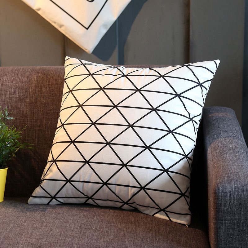 Soft Decorative Throw Pillow Covers 18"x18"(45x45cm) Cushion Cases Pillowcases for Livingroom/Couch/Sofa Classic Geometric Printing Car Cushion Cover