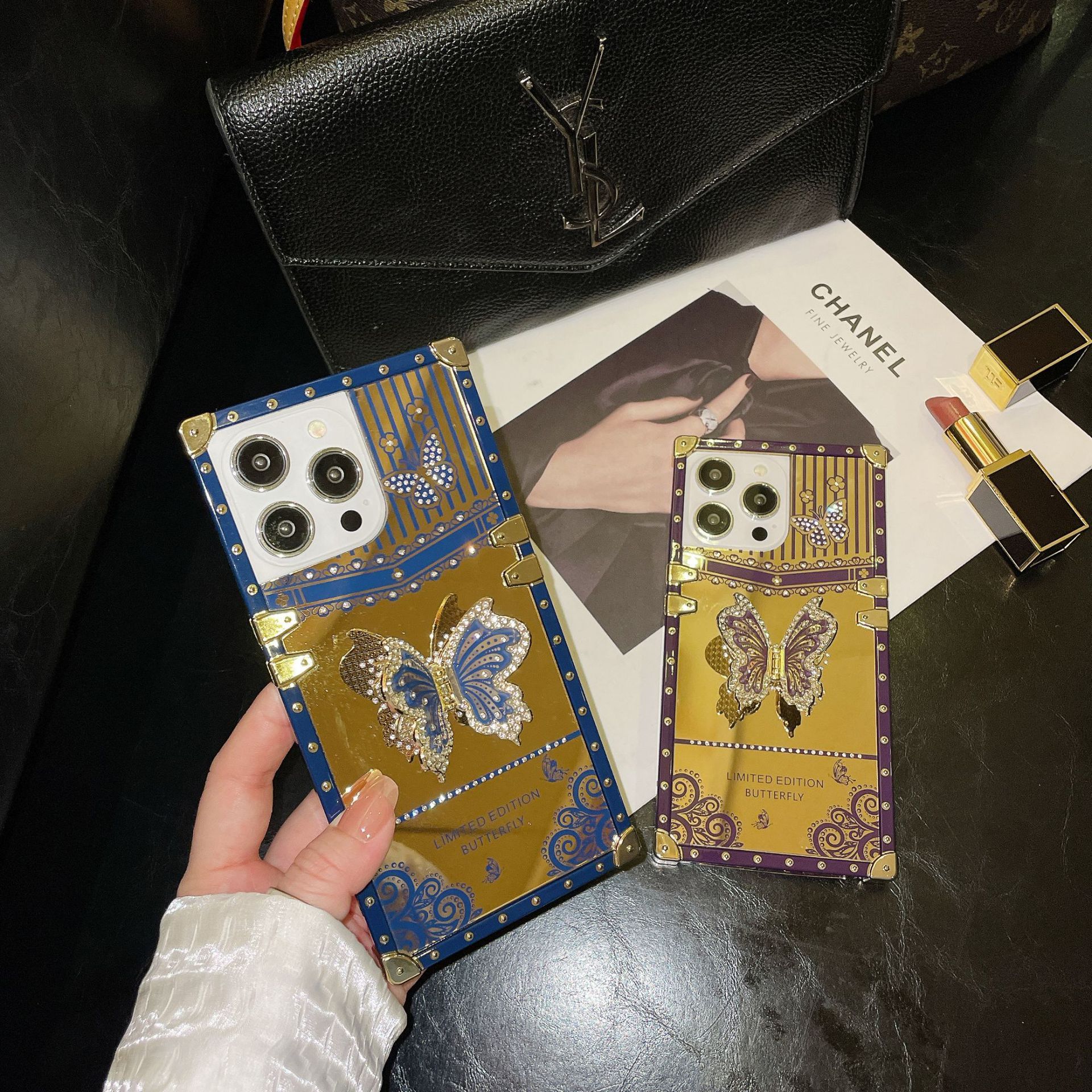 iPhone & Samsung Phone Cover Samsung Galaxy S22 Ultra Creative Butterfly Crystal-Studded Phone Case iPhone 12 Shockproof Glittering Rhinestone Phone Cover with Stand
