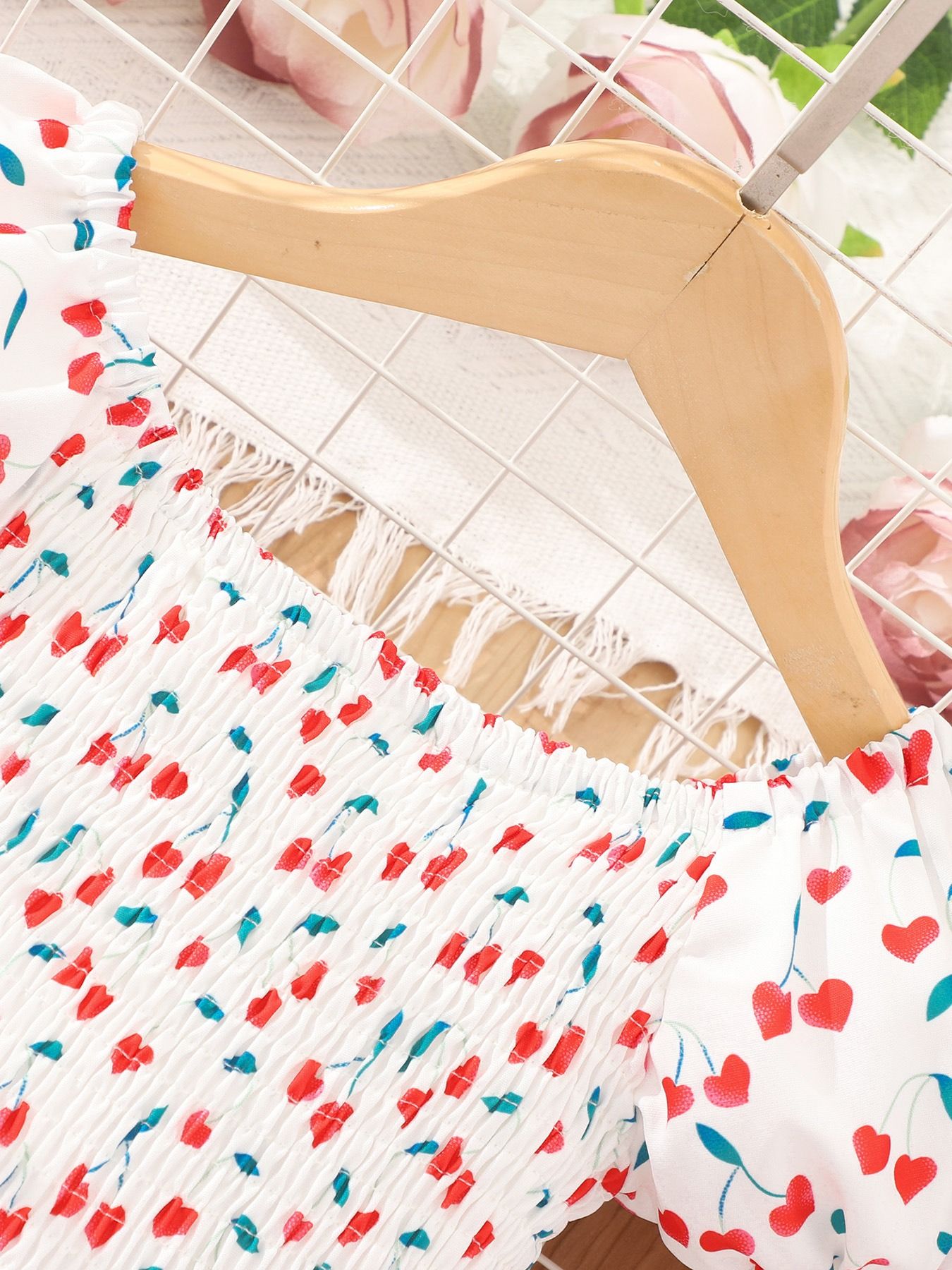 Girls Summer Dress Short Sleeve Printed Shirred Sundress Cute Little Girl Outfit Cottagecore Style Puff Sleeve Casual Clothing for Kids