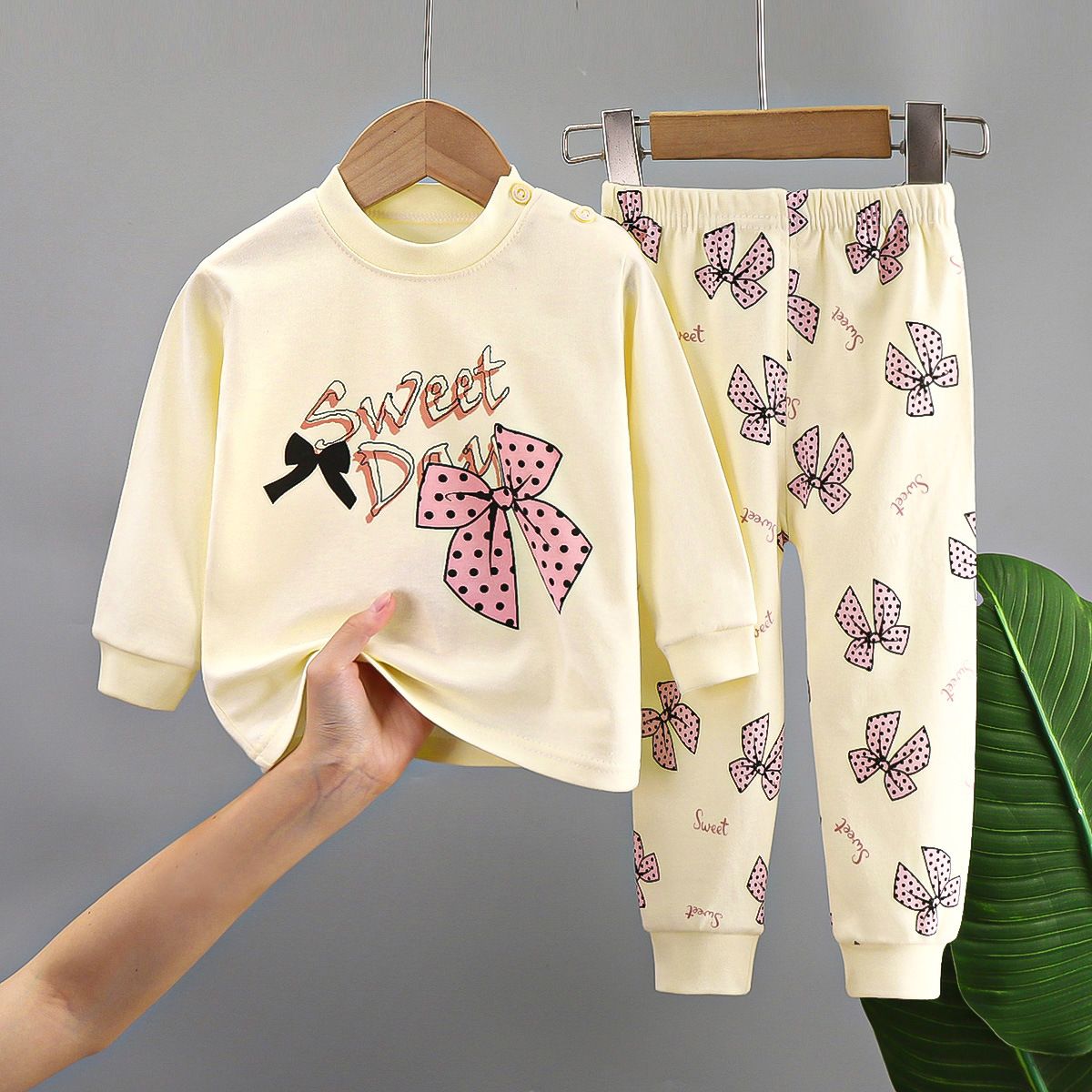 2 Piece Kids Clothing Set Long Sleeve Pants Home Baby Outfit Cute Animal Alphabet Heart Print Fashion New Style Soft Comfortable Breathable INS Style Pure cotton material