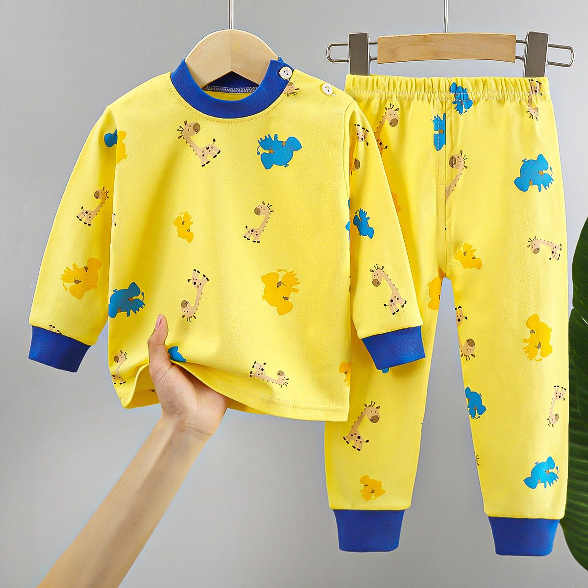 2 Piece Kids Clothing Set Long Sleeve Pants Home Baby Outfit Cute Animal Alphabet Heart Print Fashion New Style Soft Comfortable Breathable INS Style Pure cotton material