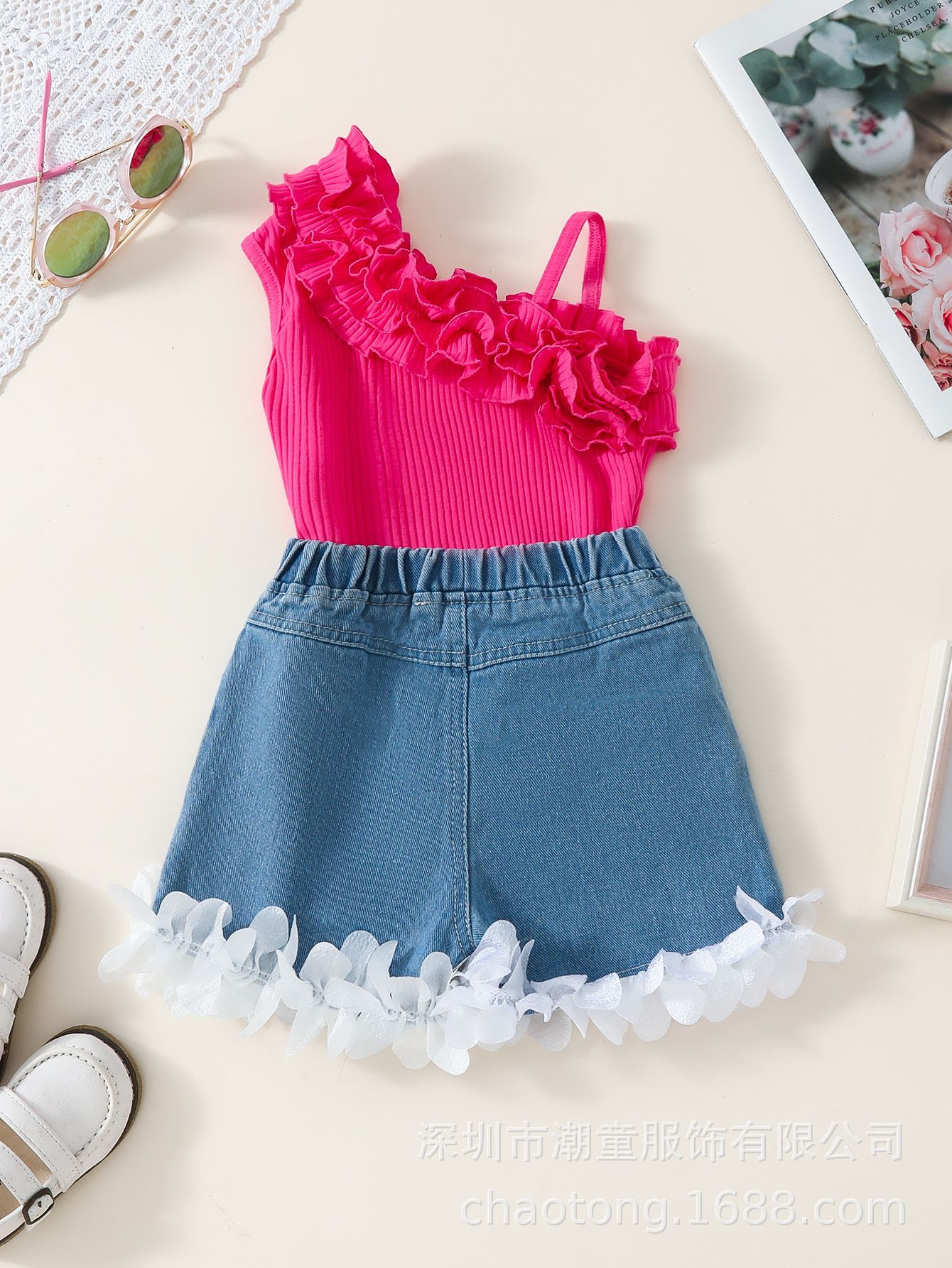 2 Piece Girls Kids Clothing Set Spaghetti Strap Ruffled Top Denim Shorts Heart Print Fashion New Style Soft Fabric High End Design Festival Party Outdoor Versatile