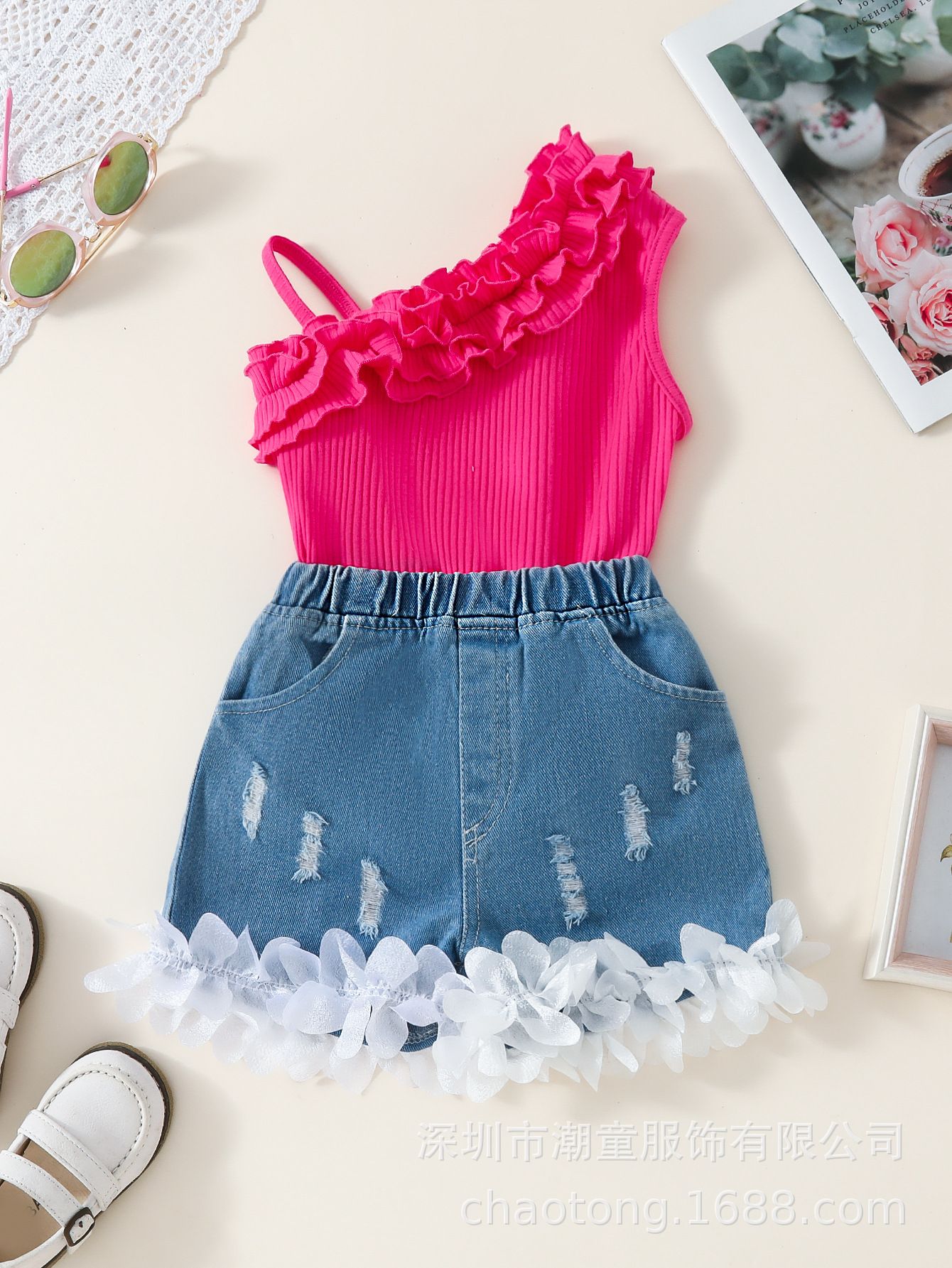 2 Piece Girls Kids Clothing Set Spaghetti Strap Ruffled Top Denim Shorts Heart Print Fashion New Style Soft Fabric High End Design Festival Party Outdoor Versatile