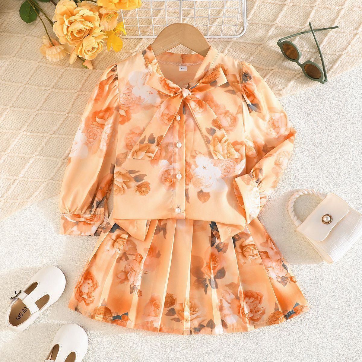 2-Piece Clothing Set Girls Spring Summer Outfit Set, Long Sleeve Floral Print Shirt with Pleated Short Skirt for Little Girls Cute Fashion Kids Wear for Ages 2–7