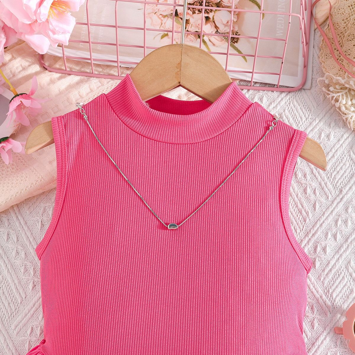 Girls Summer Dress Set for Ages 2–7 Elegant Sleeveless Pleated Patchwork Party Dress with Waist Detail 2-Piece Outfit with Necklace Kids Formal Occasion Dress for Girls