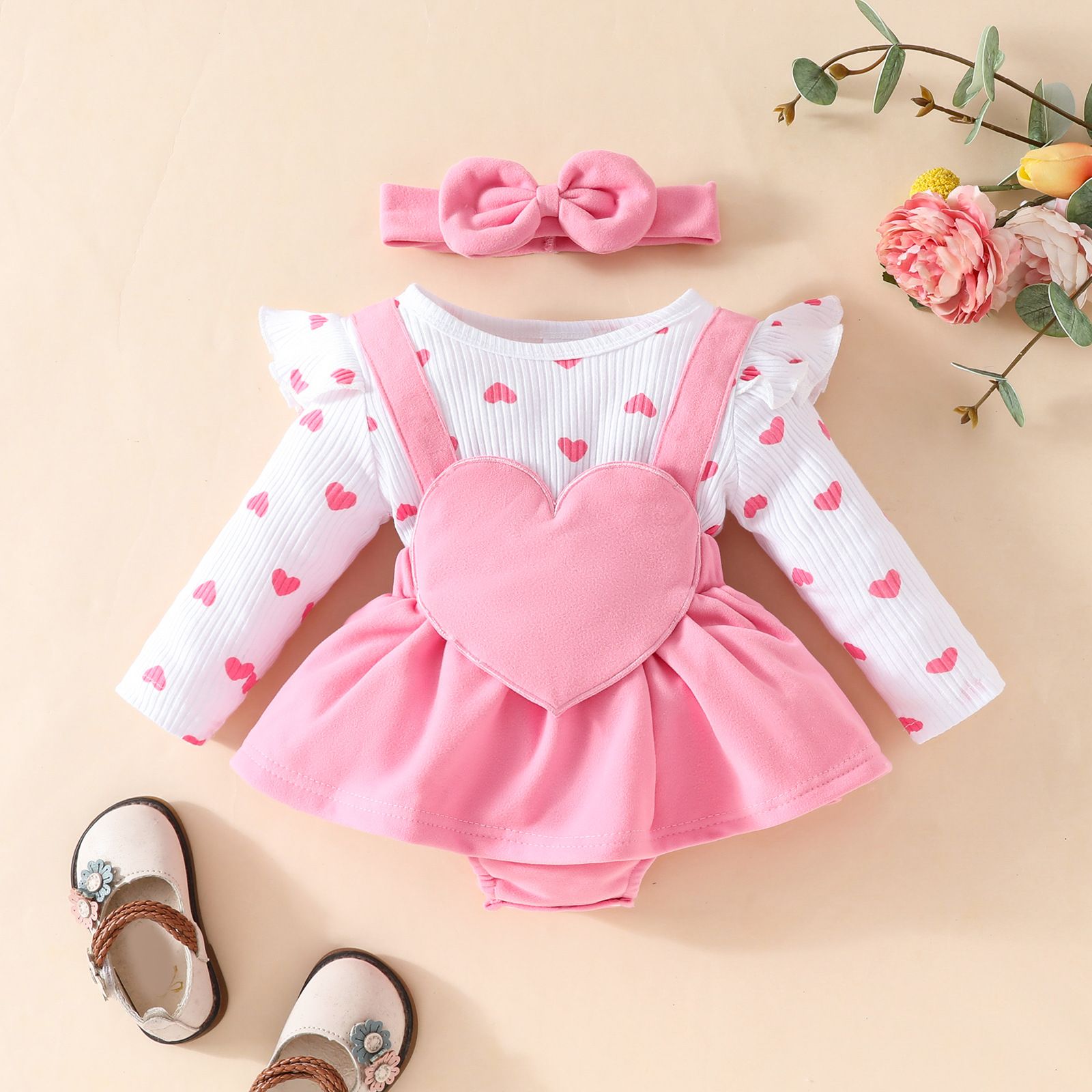 Girls Kids Clothing 2 Piece Set Ins New Style Baby Long Sleeved Romper Love Heart Print Big Heart Comfortable Breathable Cute Design Outfit