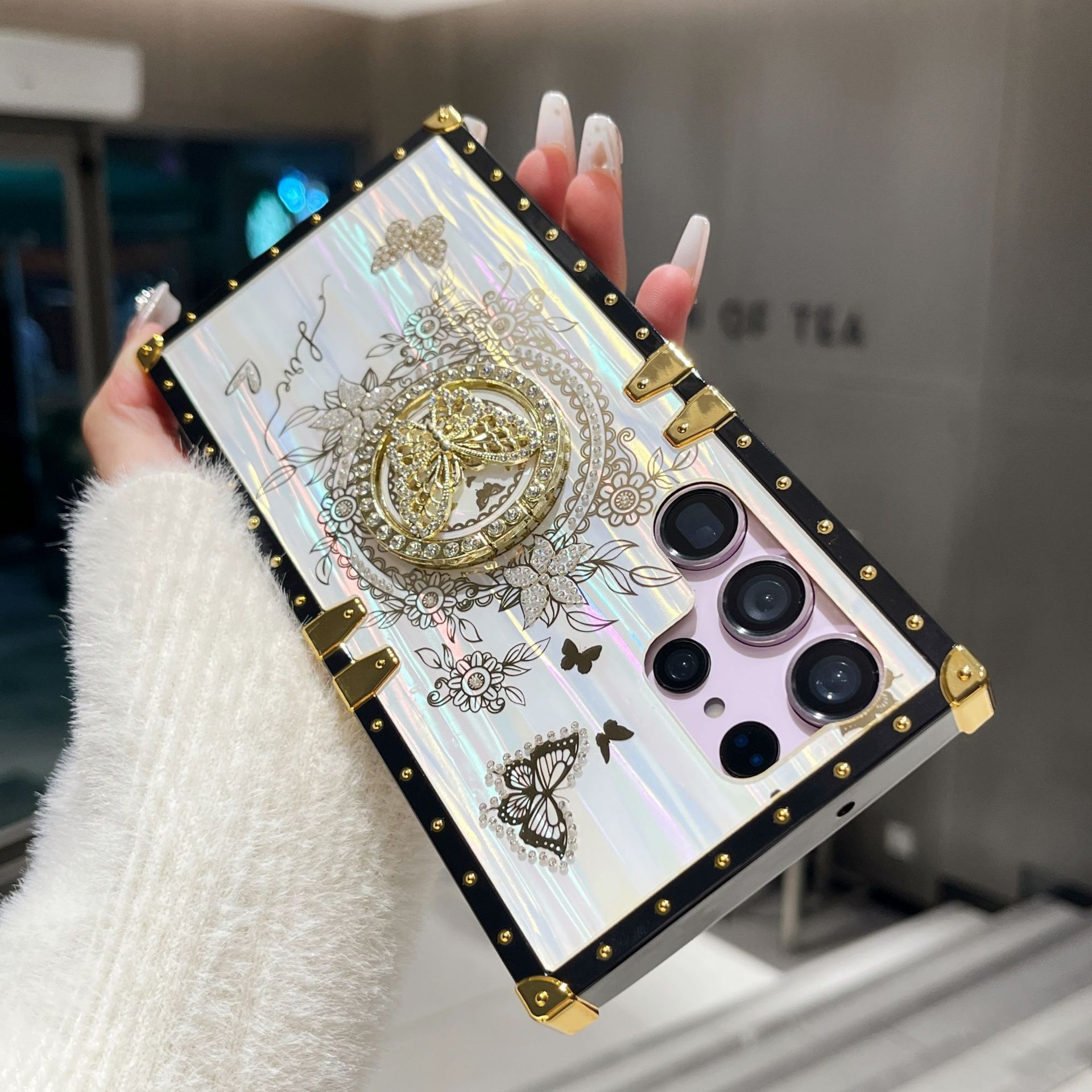 Samsung Galaxy A16 Cover Aurora Butterfly Ring Holder Phone Case for Samsung A15/S23FE / iPhone 12 Pro Flat Edge Stand Cover Shockproof Protective Case