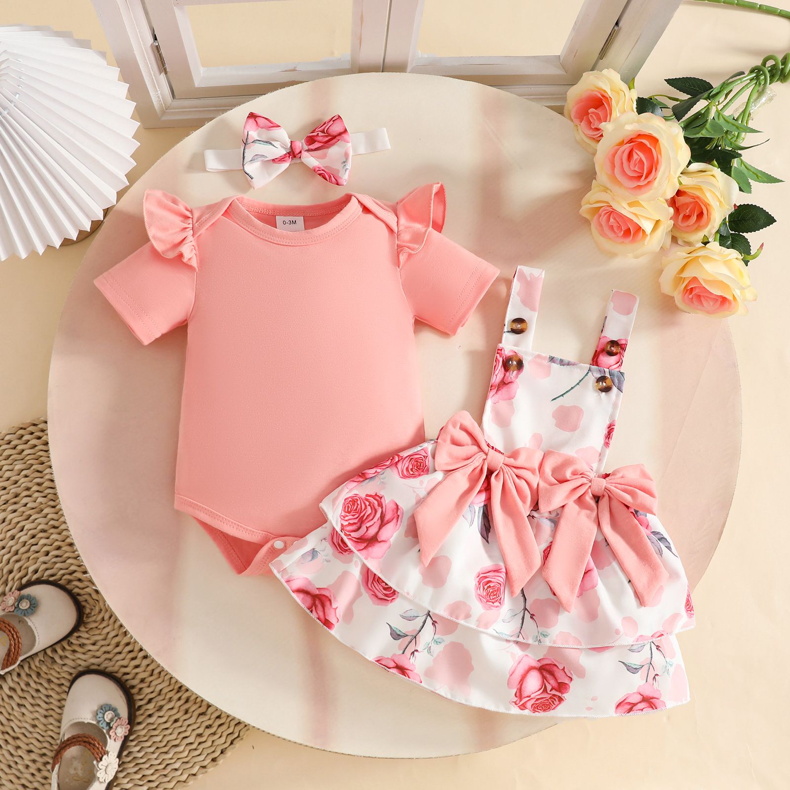 3Pcs Baby Girl Outfit Set Summer Short Sleeve Romper Bow Suspender Dress Headband Cute Flower Bee Print Baby Girl Clothes