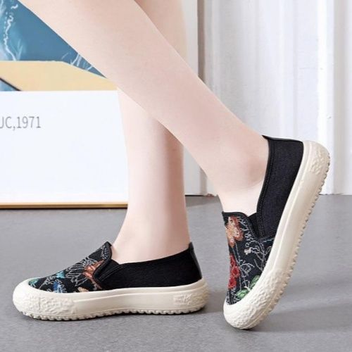 2024 New Shoes Women's Fisherman Shoes Comfortable and Breathable Canvas Shoes One Foot Women's Shoes Soft Sole Not Tired Feet Mom Shoes