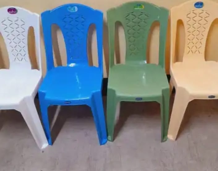 Armless kenpoly chair  This is a posture friendly ergonomic high-back plastic chair with a beautiful pattern back, without arm rest seat and heavy duty frame. The seat has no arm rest ,has fixed  heig
