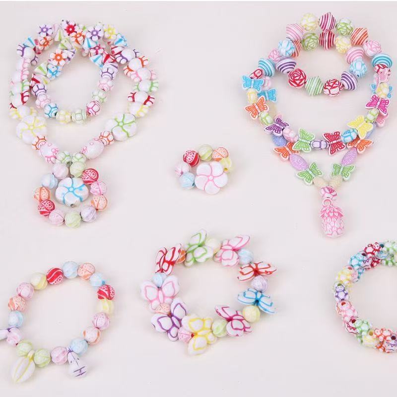 Educational toy DIY toys Clay Beads for Bracelet Making set, seed beads DIY beaded Jewelry making kit waist beads present for the kiddos Craft Kit Bracelet Making Kit gift for girl women