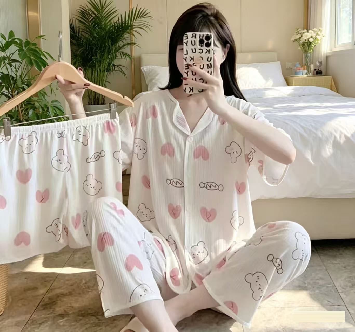 3PCS women pajamas set ，comfortable pyjamas，soft breathable sleepwear，3-in-1 loungewear for home & night use ，short sleeve top，long pants & shorts
