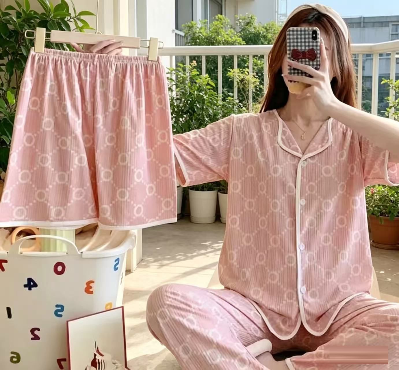 3PCS women pajamas set ，comfortable pyjamas，soft breathable sleepwear，3-in-1 loungewear for home & night use ，short sleeve top，long pants & shorts