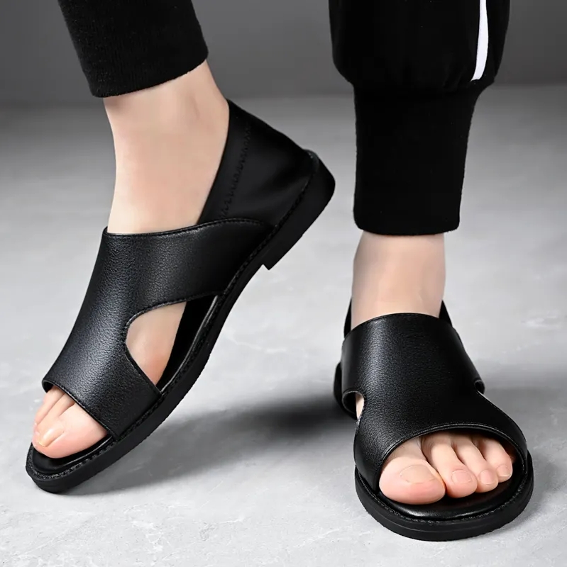Men's Casual Sandals Men's Soft Sole Non-Slip Wear-Resistant Deodorant Beach Shoes Genuine Leather Driving Sandals