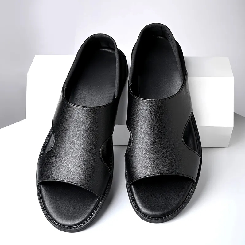Men's Casual Sandals Men's Soft Sole Non-Slip Wear-Resistant Deodorant Beach Shoes Genuine Leather Driving Sandals