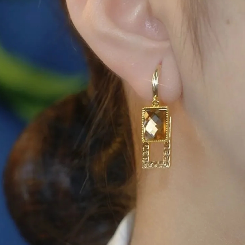 French High-Grade Champagne Crystal Geometric Square Super Flash Earrings Hoop Female New Earrings