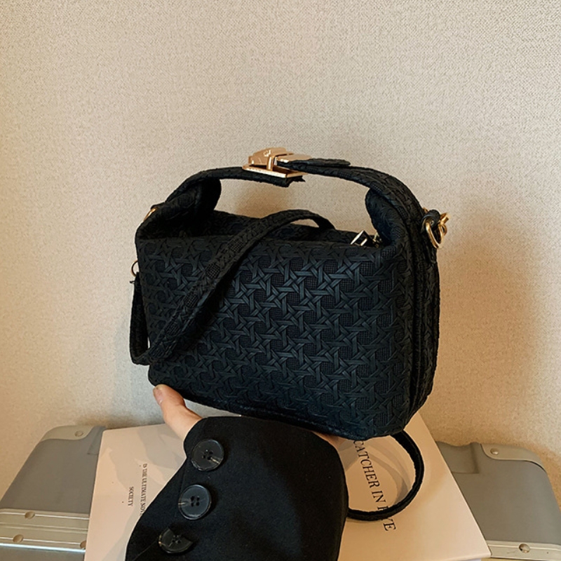Women's Woven Storage Bag With A Stylish, Niche Design, Shoulder And Crossbody Bag