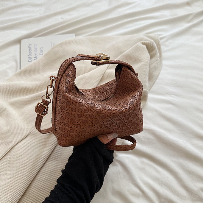Women's Woven Storage Bag With A Stylish, Niche Design, Shoulder And Crossbody Bag