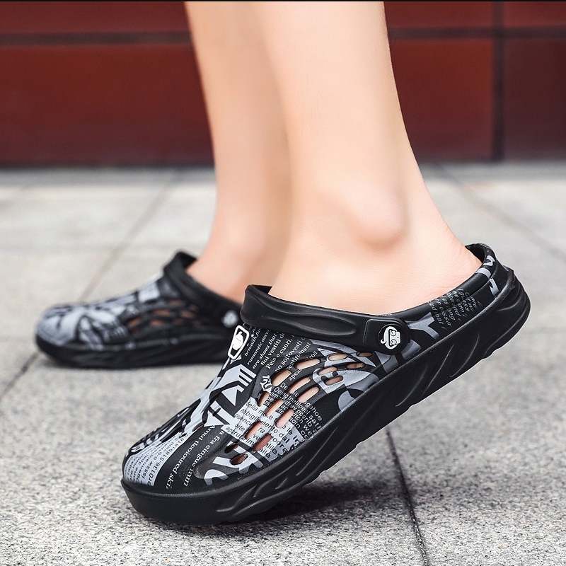 Men's Soft-Sole Lightweight Crocs Stylish  Casual  Breathable Beach Sandals