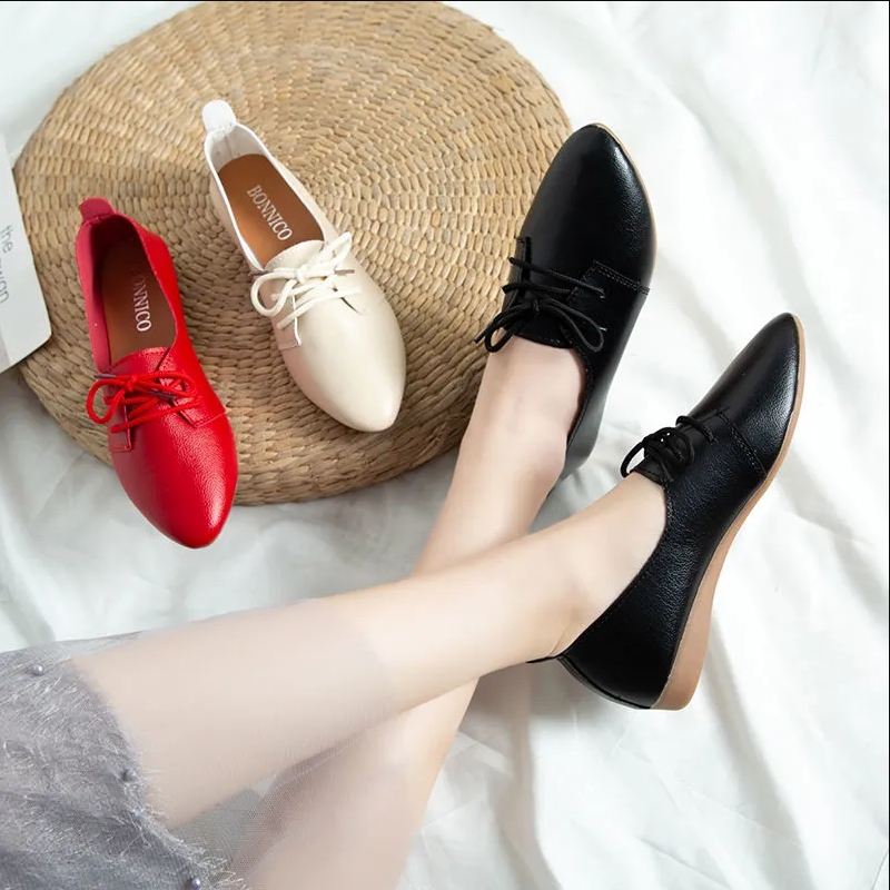 Women's Lace-Up Soft-Sole Pointed-Toe Flats  Stylish And Versatile Leather Shoes