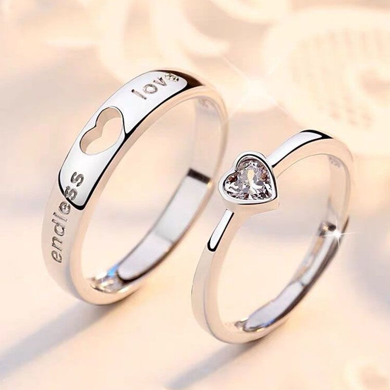 2 Pieces Couple Ring Set Men and Women Hollow Heart Shape Diamond Ring Jewelry Ring Wedding Valentine's Day Gift Adjustable Ring Diamond Style