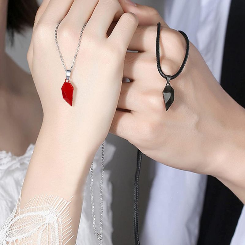2 Pieces Of Love Magnet Necklace For Couples, Simple Wishing Stone Splicing Pendant, Male And Female Jewelry Clavicle Chain