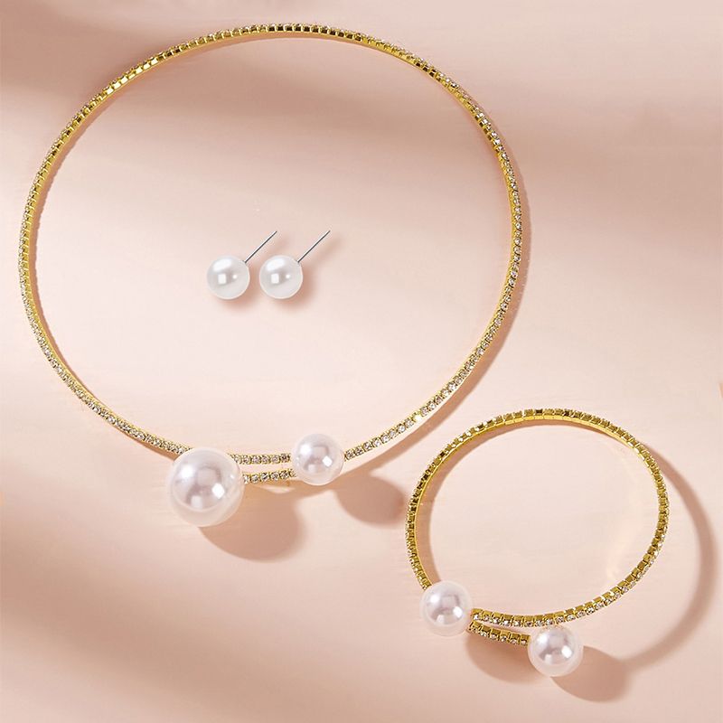 3-Piece Set Of Fashionable Women's Personalized Birthday Gift Gold Simple Bridal Jewelry Elegant Shiny Rhinestone Pearl Necklace Earrings Bracelet