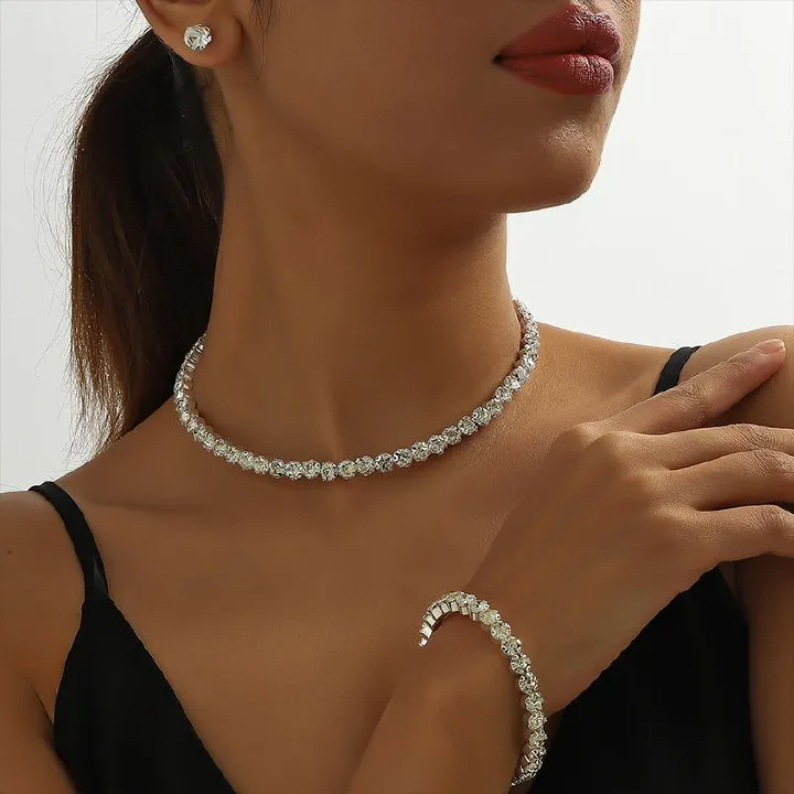 3-Piece Set Women's Fashion Necklace Bracelet Earrings Set Rhinestone Shiny Jewelry Necklace Set Girls Bridal Jewelry Jewelry Gift