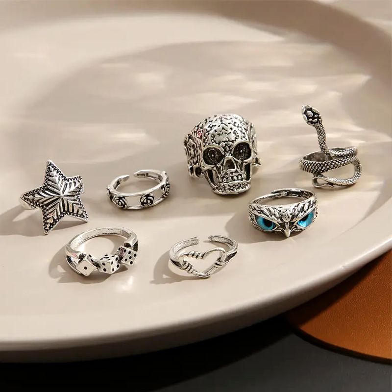 7 pieces/set Fashion Women's Ring Set Retro Skull Snake Starfish Personalized Multi-jointed Ring Men's and Women's Ring Set Combination Jewelry Birthday Gift