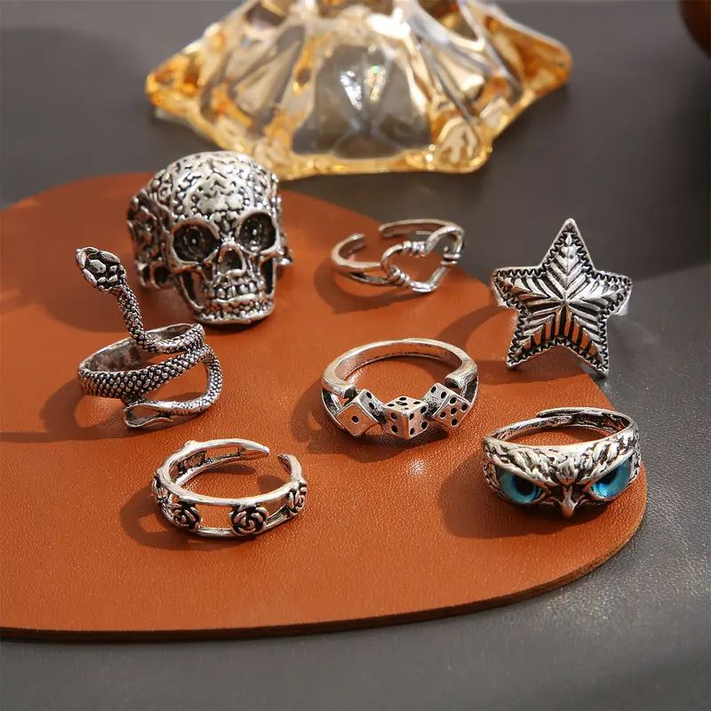 7 pieces/set Fashion Women's Ring Set Retro Skull Snake Starfish Personalized Multi-jointed Ring Men's and Women's Ring Set Combination Jewelry Birthday Gift