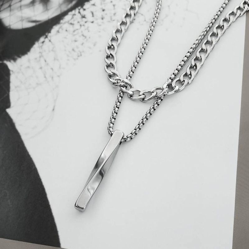 Men's Double-Layer Cuban Necklace Hip-Hop Fashion Casual Personality Geometric Twisted Long Pendant New All-Match Fashion Light Luxury Metal Feel