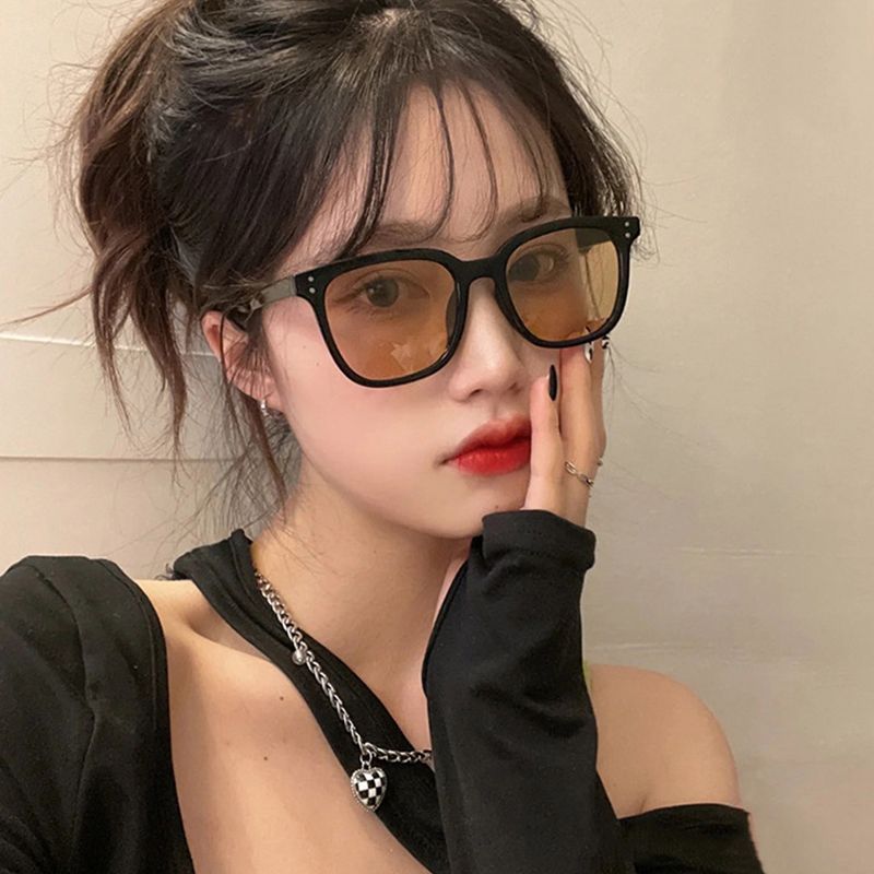 Sunglasses UV400 Women's Fashion Accessories Sunglasses Casual Style Retro Trend High-end Men's Classic Fashion Accessories Retro Driver New Square Sunglasses
