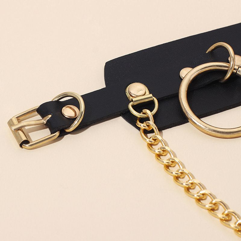 Women's Fashion Accessories Pu Leather Neck Chain Necklace Nightclub Round Ring Chain Trendy Personality High-End Women'S Accessories New Style Necklace Chokers